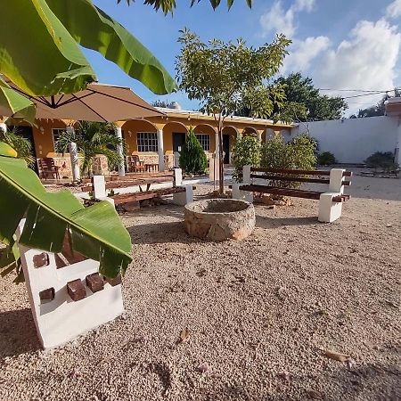 HOTEL VILLA GABRIELA -Restaurante desayunos, Ecoturs terrestres, Celestun Exterior foto